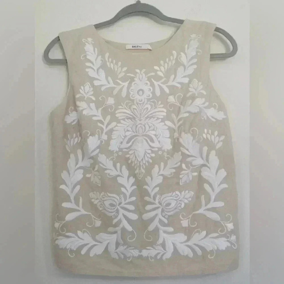 Bailey 44 embroidered top - Picture 1 of 4
